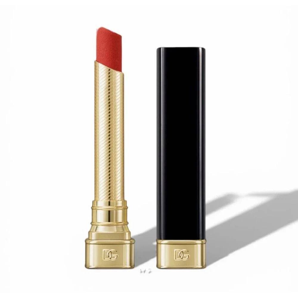 D & G Dolce and Gabbana My Comfy Matte Rich Color & Hydration Lip Stylo MY 1004